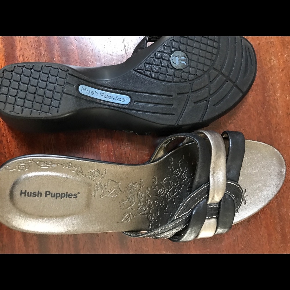 Hush Puppies Sandals size 9